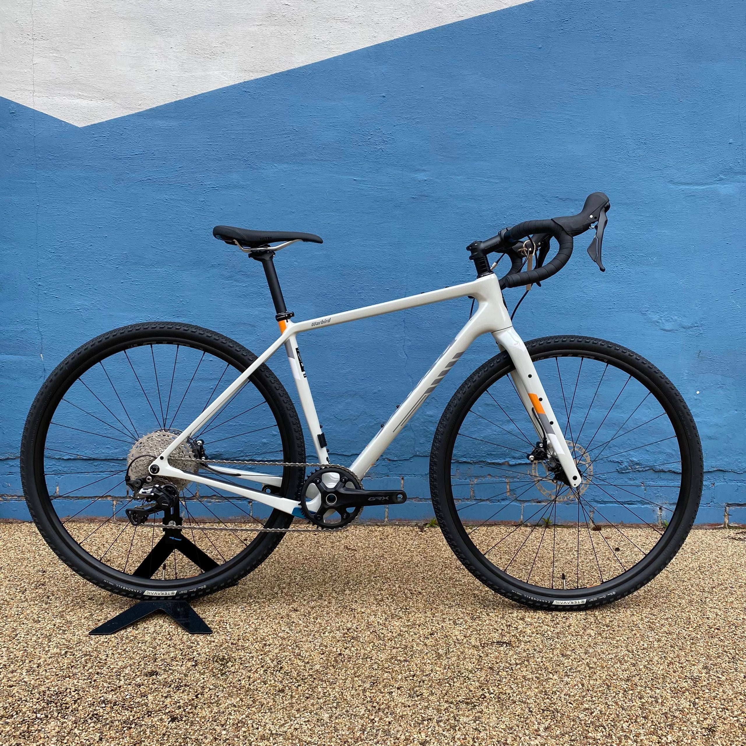 Salsa warbird carbon apex 1 deals bike