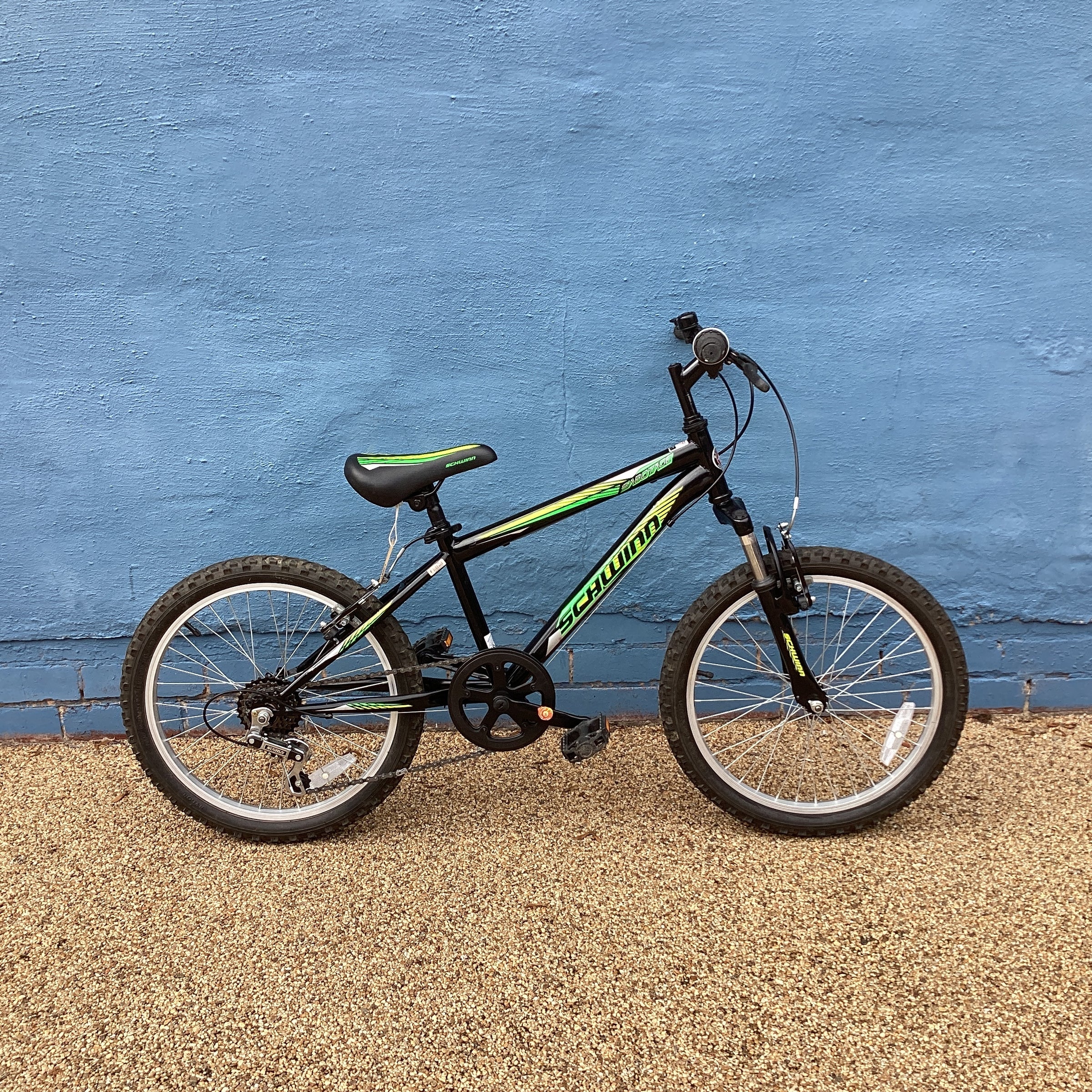 schwinn sabotage 20 inch